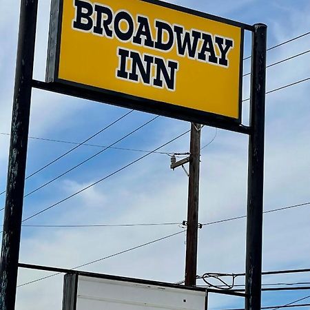 Broadway Inn Motel San Antonio Exteriör bild